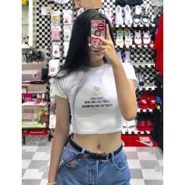 ao croptop hoa trắng