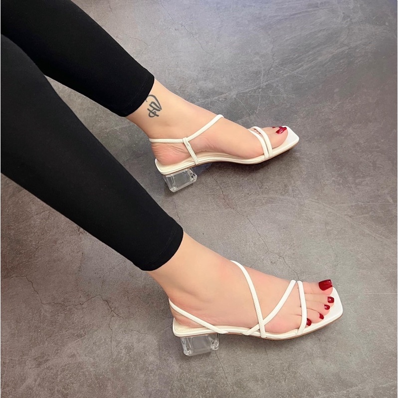 Sandal Dây Gót Trong SDV027