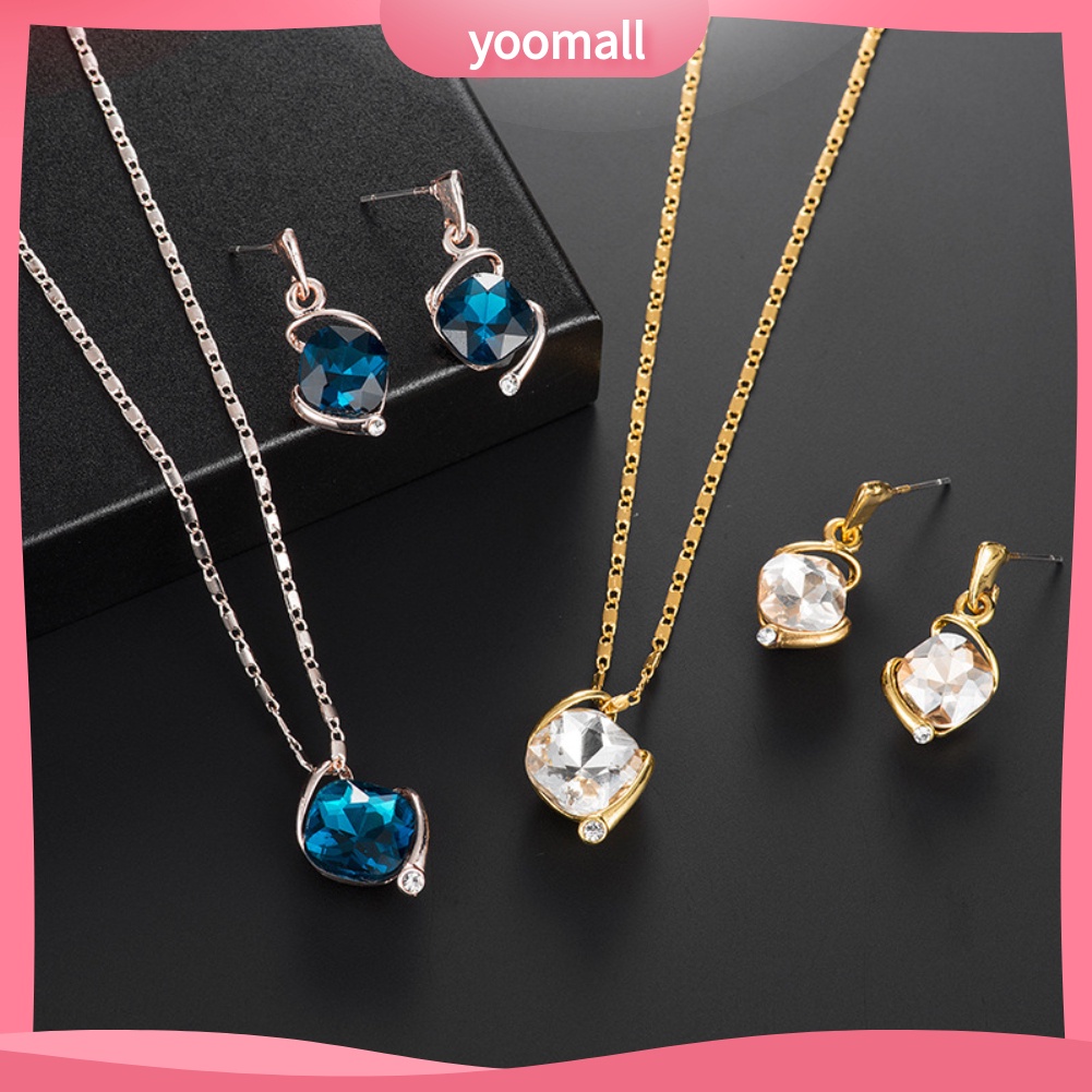 Set Dây Chuyền Và Đôi Khuyên Tai Đính Đá Pha Lê Thiết Kế Duyên Dáng