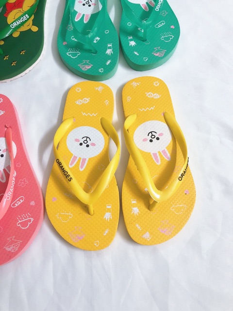 Dép kẹp nhựa xốp hoạ tiết