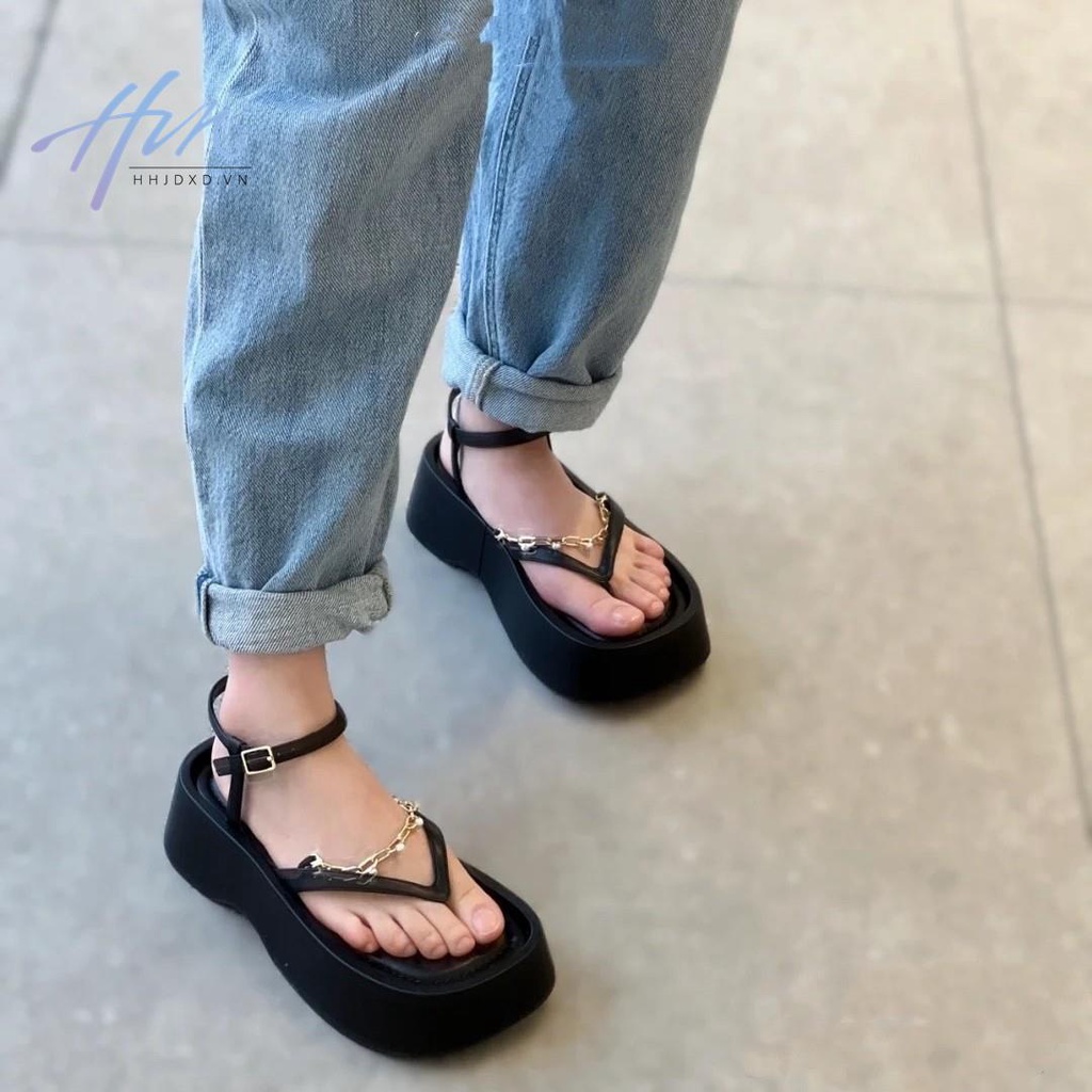 Giày Sandal Mùa Hè 2022 Đế Dày Quai Xích Kim Loại Phong Cách La Mã Cho Nữ