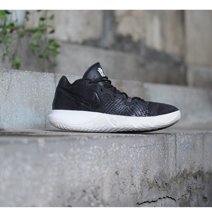 NIKE KYRIE FLYTRAP AJ1935-001 GIÀY CŨ CHÍNH HÃNG