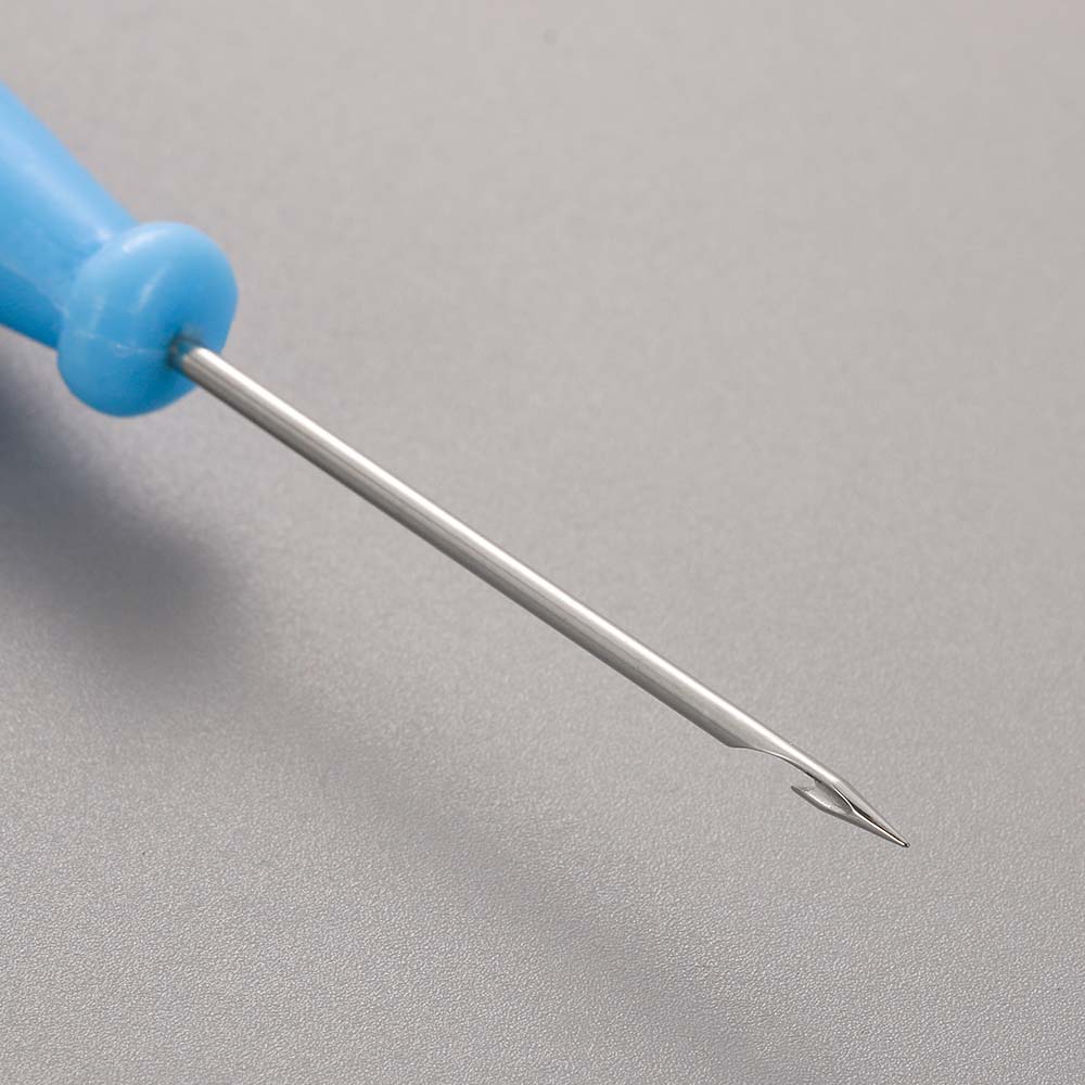 Kim may giày bằng thép không gỉ có tay cầm bằng nhựa