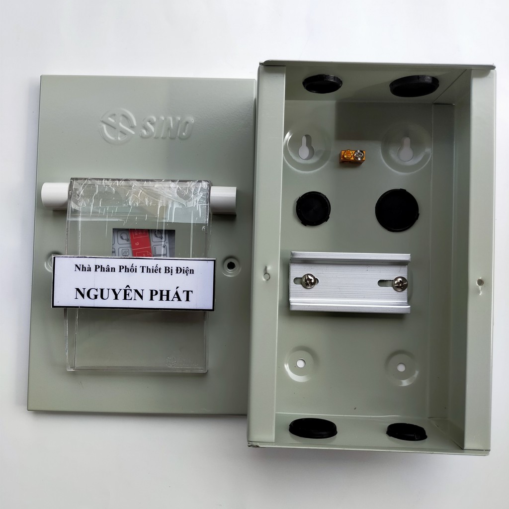 Tủ Âm Sắt Chứa 2-3-4 MCB
