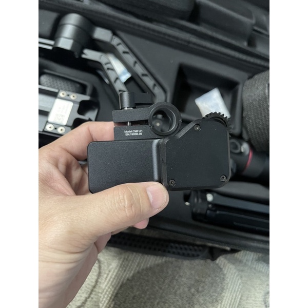 Gimbal Zhiyun Crane 2  tặng kèm CMF-01 ( chân máy ảnh cầm tay chống rung) | BigBuy360 - bigbuy360.vn