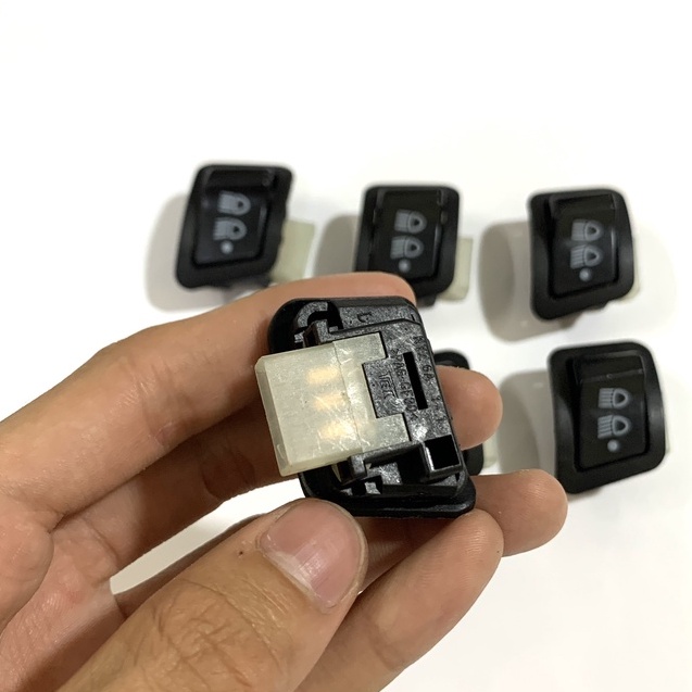 Công tắc Tắt Đèn Xe Máy Pha - Cos - Tắt Dành Cho Các Loại Xe -Blade -Wave Rsx 110cc-Vision110cc- Lead 125