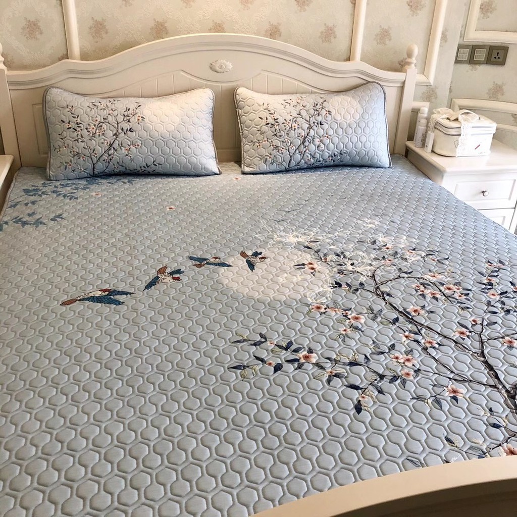 CHIẾU ĐIỀU HOÀ CAO SU NON LATEX 5D  - HOA ĐÀO TRẮNG