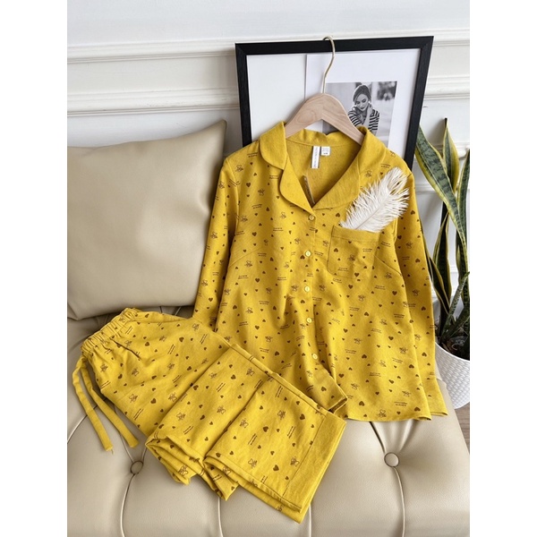 Bộ pijama nhung tăm in hoạ tiết | BigBuy360 - bigbuy360.vn