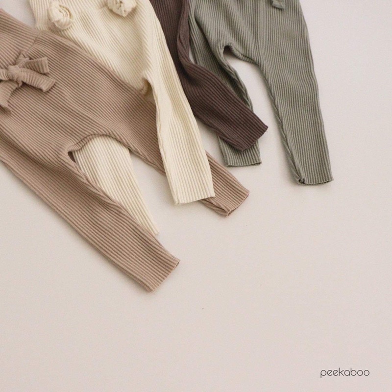 Quần yếm A-ne Peekaboo