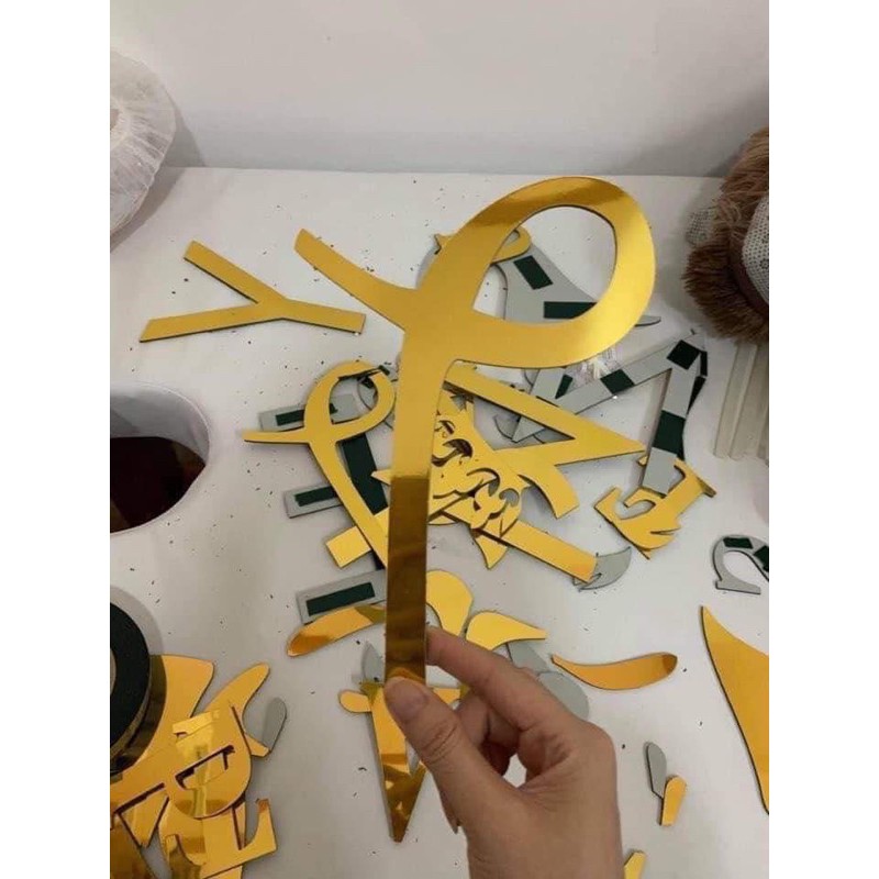 Chữ alu gắn tường tên thương hiệu cắt theo ý muốn