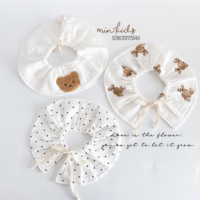 Yếm cổ tròn vải xô muslin cho bé