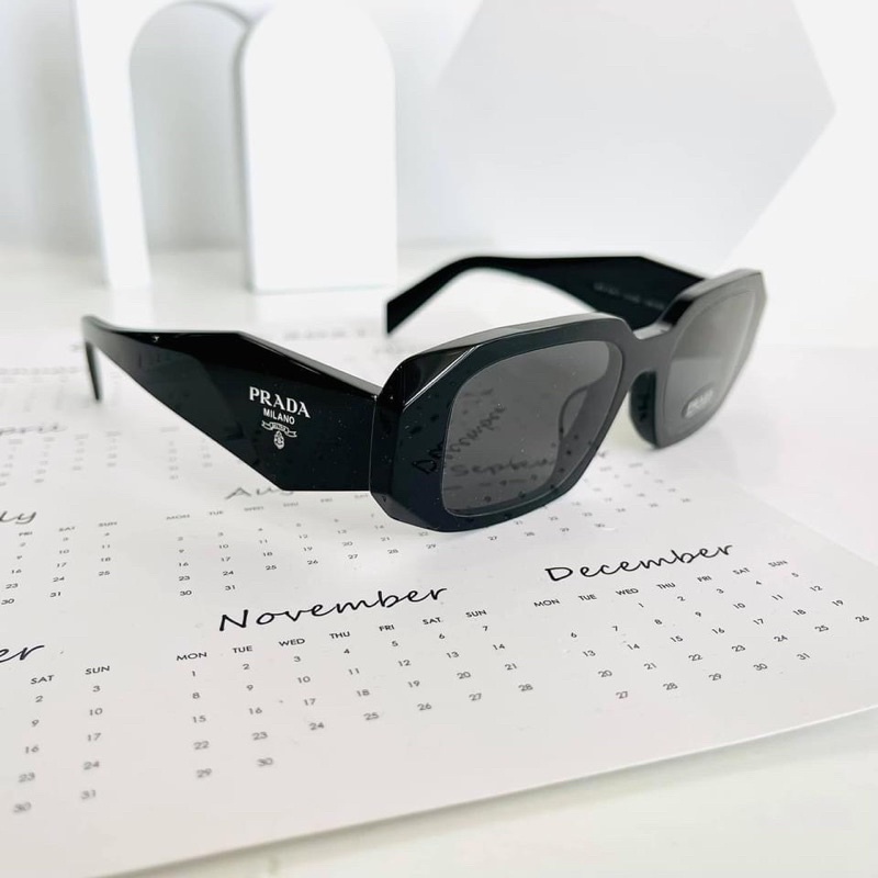 Kính mát thời trang cao cấp KÍNH MẮT 88 KÍNH PRADA