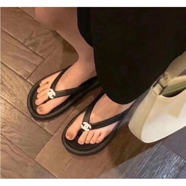 Đôi dép xỏ ngón thời trang mùa hè thường ngày cho nữ đi biển