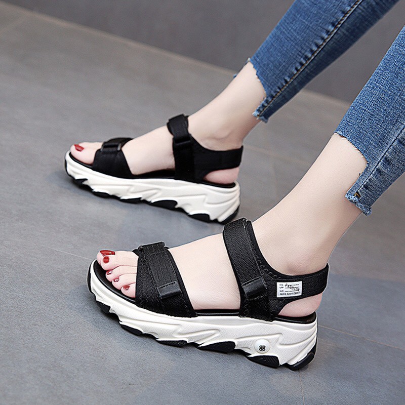 Dép SANDAL nữ học sinh hot trend hiện nay MSP133