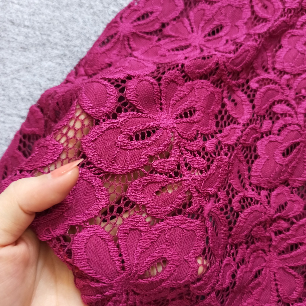 Thanh lý đầm ren xòe