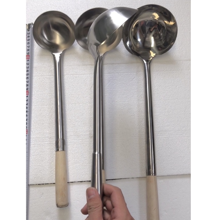 muôi inox cỡ lớn cán dài ( hàng loại 1 )
