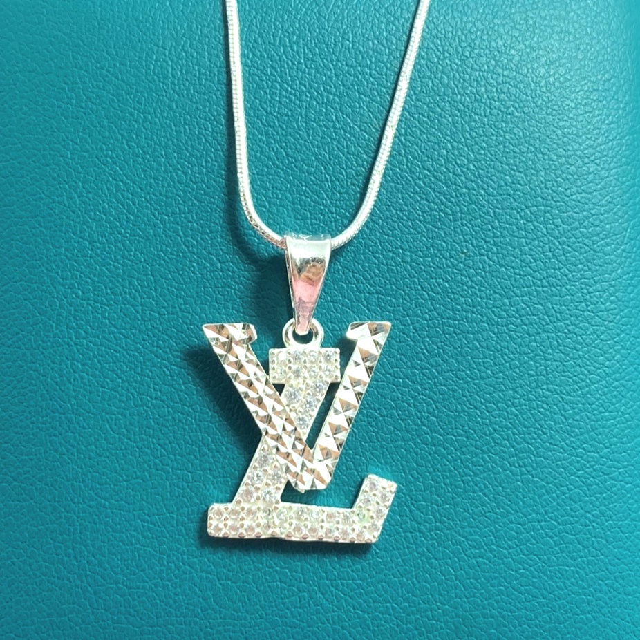 Dây chuyền bạc nữ mặt LV đính đá, vòng cổ chất liệu bạc S925 cao cấp - Trang sức bạc Evasilver