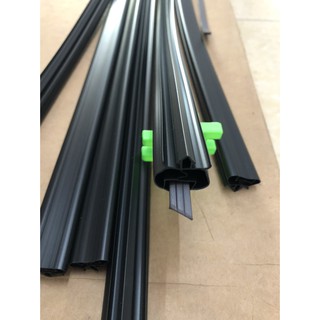 Ron tủ lạnh công nghiệp loại gài 2,5m màu đen