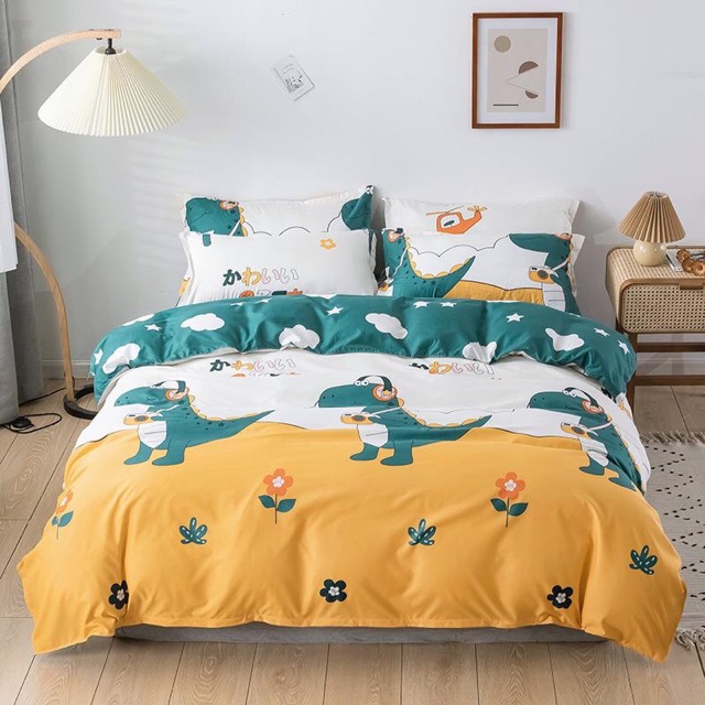 Bộ chăn ga cotton poly Emmidecor - mẫu khủng long nghe nhạc