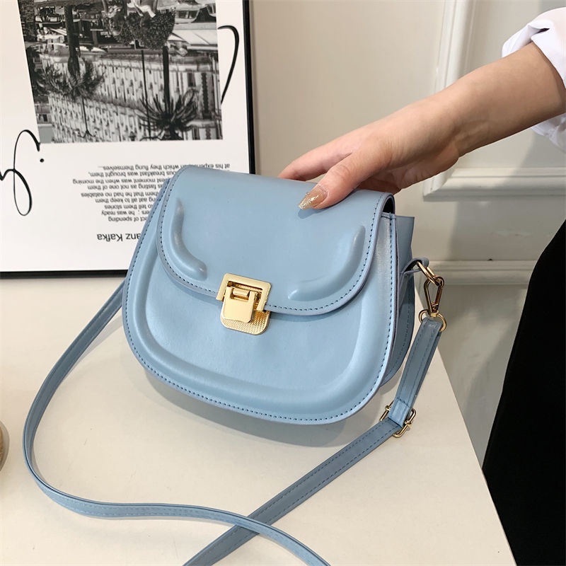 Túi Đeo Vai Kiểu Yên Ngựa Phong Cách Hàn Quốc Thời Trang Mới 2022 Cho Nữ