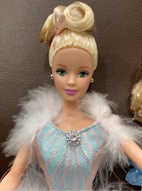 Búp bê barbie kelly múa ba lê