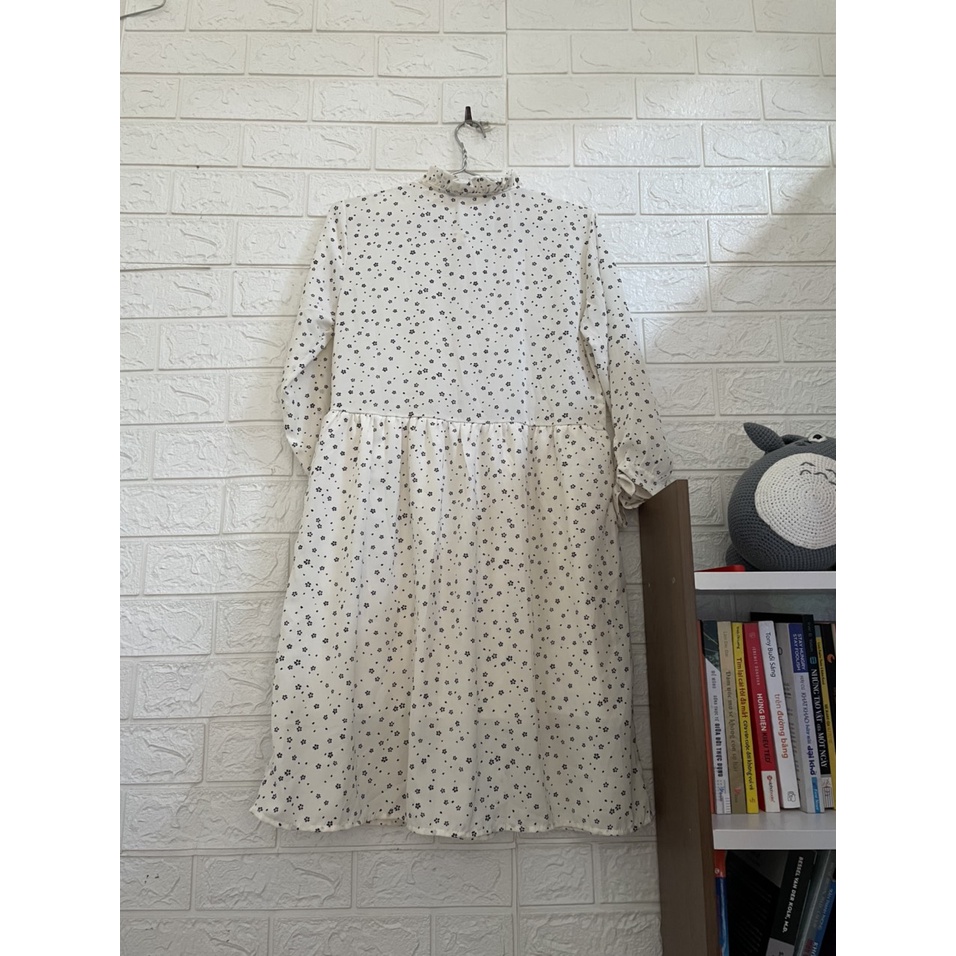 Đầm babydoll kem hoa nhí