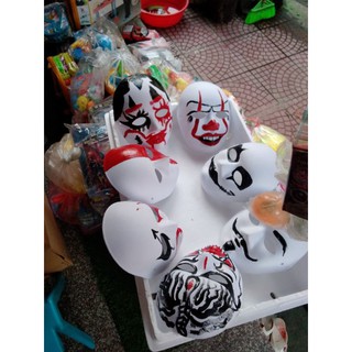 Mặt nạ biểu diễn
