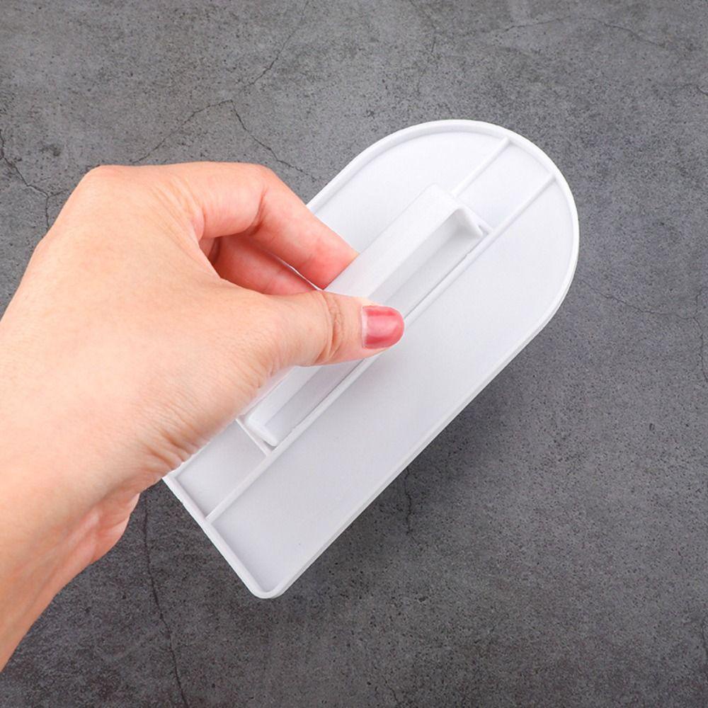 Dụng Cụ Làm Phẳng Mặt Bánh Kem Bằng Nhựa