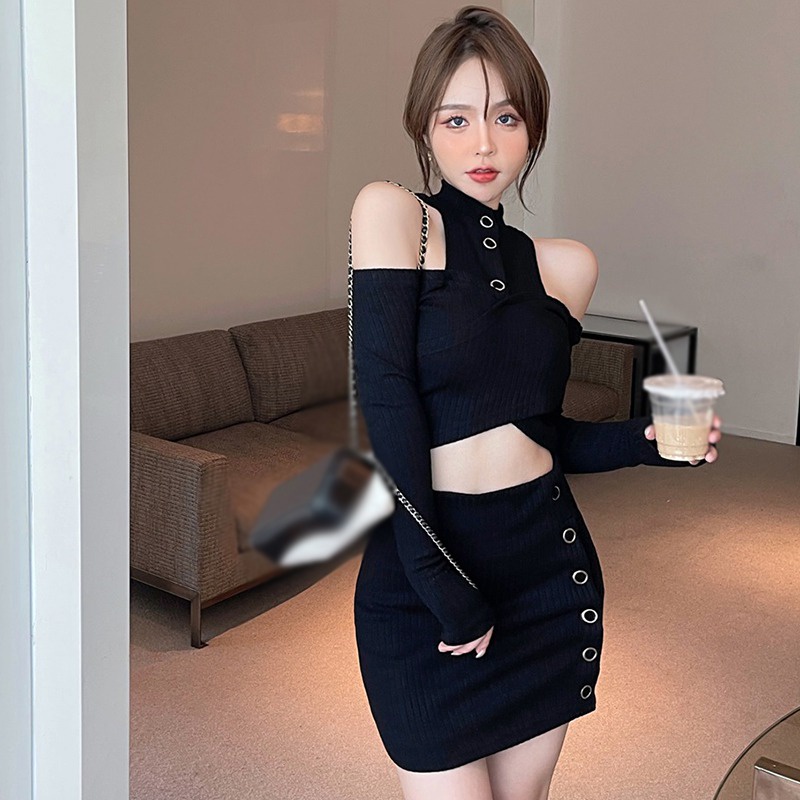 Set áo hở vai màu trơn và chân váy lưng cao thời trang nữ