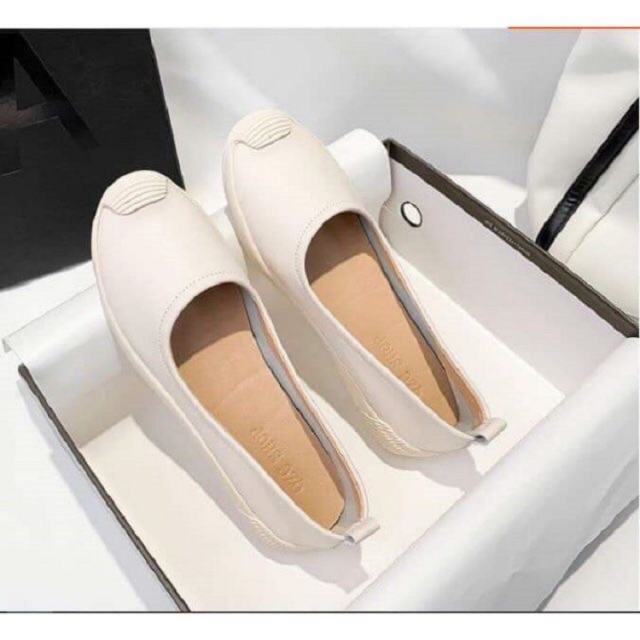 Giày nữ( giày slip on)- giày bata da mềm