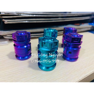 chụp dò đạp titan,