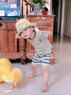 Mũ cói bé trai dư xịn