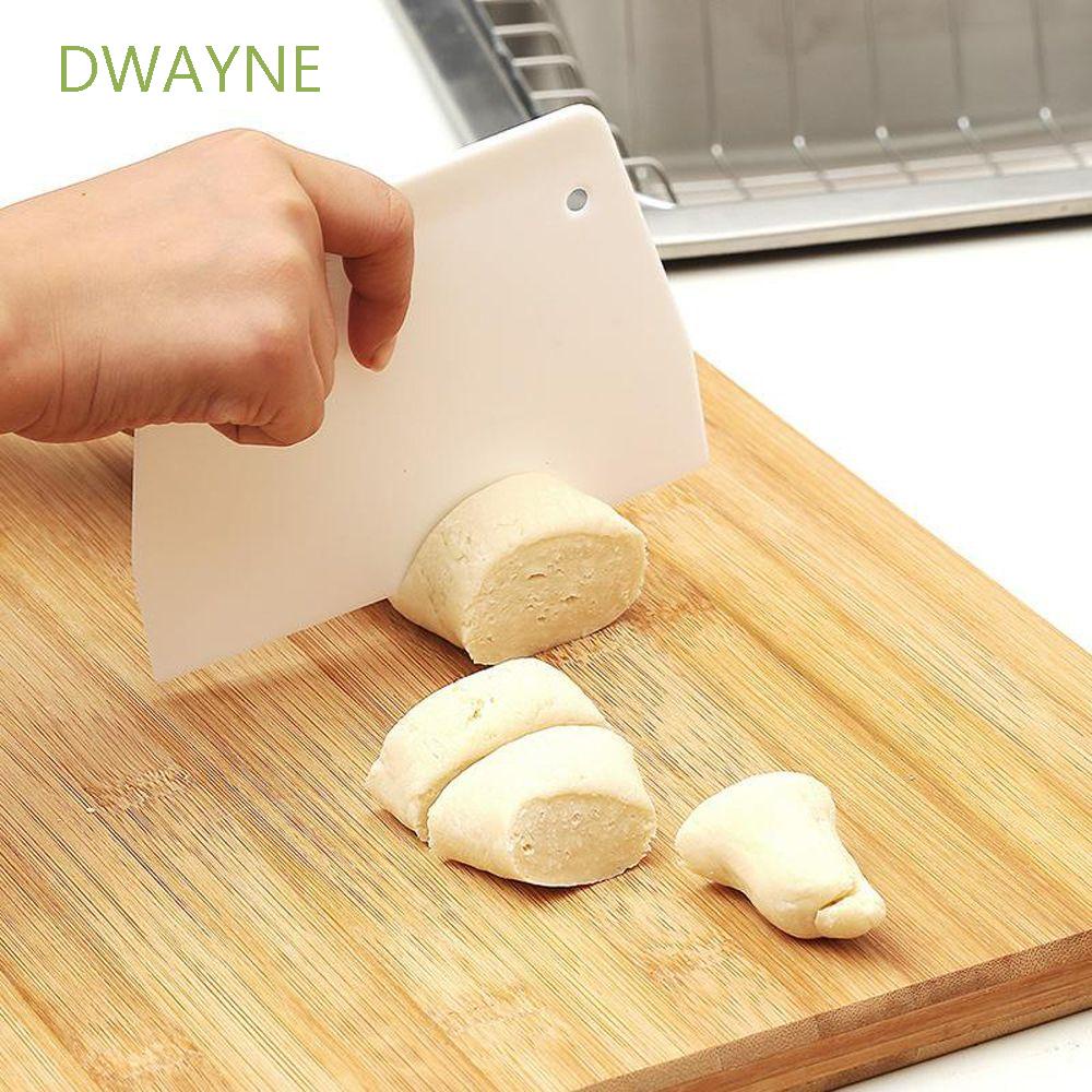 1 Dụng Cụ Cắt Bánh Kem / Pizza Bằng Nhựa Cấp Thực Phẩm Đa Năng Nhiều Màu Sắc