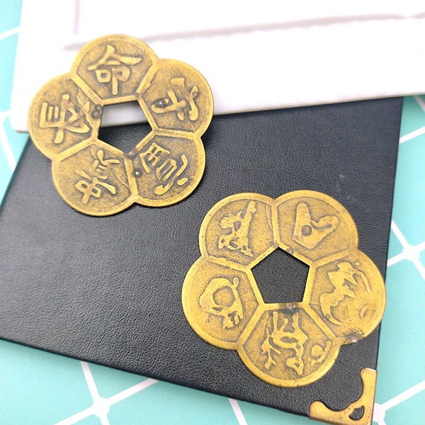 Đồng xu cổ hoa mai ✅ FREESHIP  Đồng xu cổ hoa mai bằng đồng phong thủy loại to đường kính 2.7cm - Phát Huy Hoàng