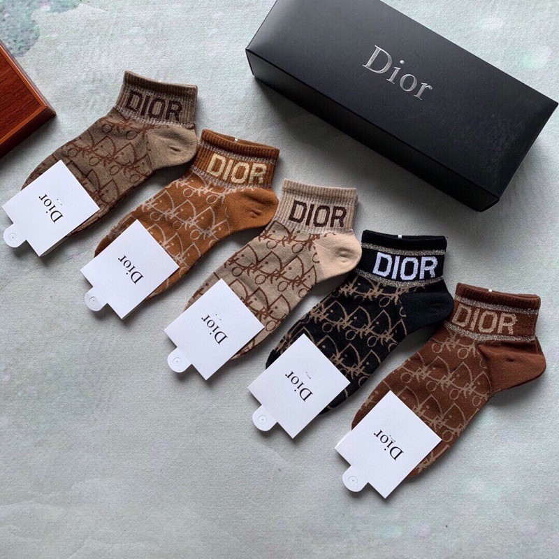 set 5 đôi tất cổ ngắn Dior CD cao cấp