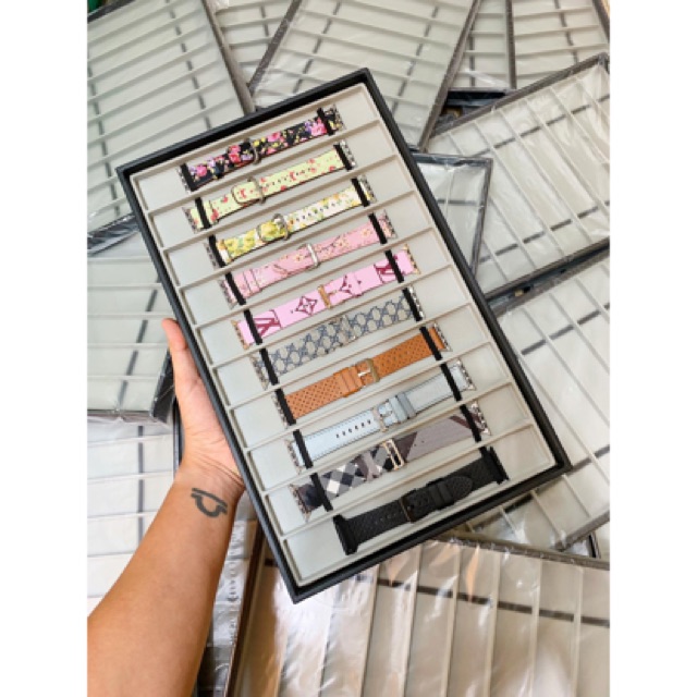 Khay đựng dây đồng hồ Apple Watch lót nhung