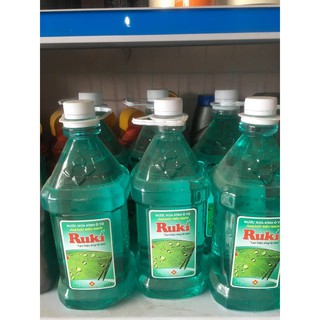 Nước Rửa Kính Xe Ô Tô Nano Ruki 2.5 lít
