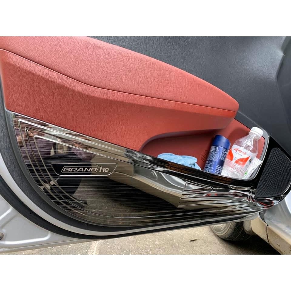 Ốp Tapli Cánh Cửa Xe Hyundai Grand i10, Hàng TiTan Cao Cấp