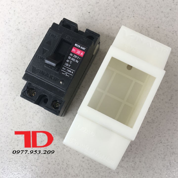 Cầu dao an toàn VINAKIP 30A, CB an toàn tặng kèm hộp chứa gắn nổi