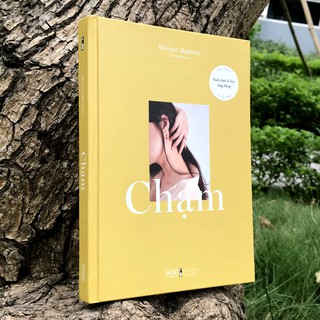 Sách -   Chạm (Bìa cứng)