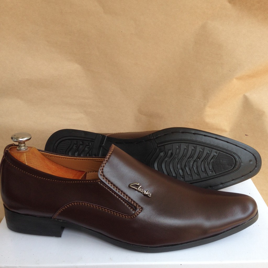 [CHỈ 3 NGÀY] [XƯỞNG SẢN XUẤT]BÁN LẺ GIÁ SỈ Giày tây nam trơn màu nâu - GN12 | BigBuy360 - bigbuy360.vn