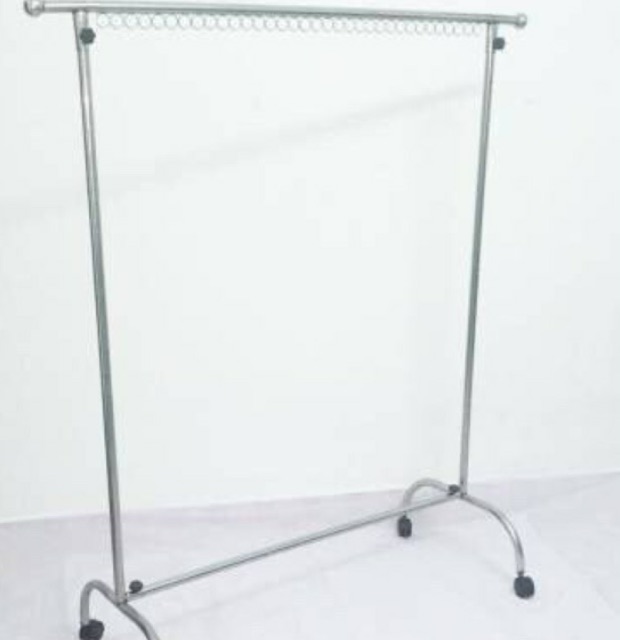 Sào đơn chân Cong inox tại xưởng sản xuất,siêu chắc chắn,láp ráp tiện lợi