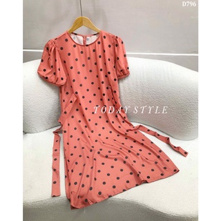 Đầm suông chấm bi dễ thương Today Style vải dày dặn D796