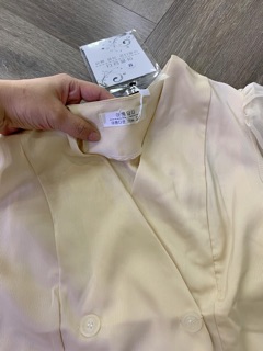 Áo sơ mi lụa phối tay voan