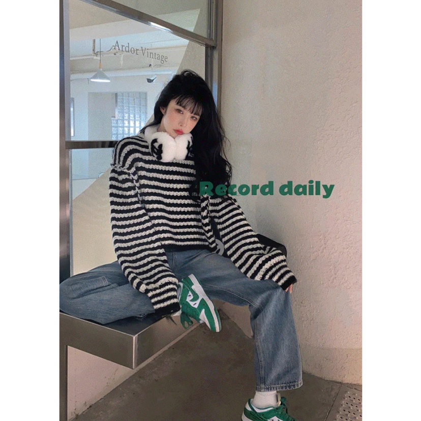 Áo Len Cổ Lọ Họa Tiết Kẻ Sọc Thiết Kế Mới Thời Trang Mùa Đông Dành Cho Nữ
