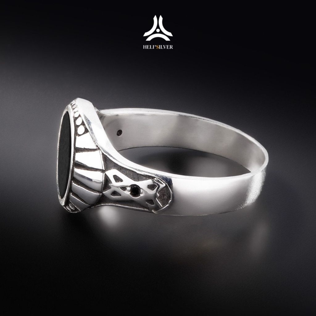Nhẫn bạc nam, nữ HeliSilver Gothic Onyx Helios Original S925