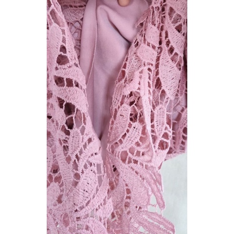 Chân Váy Ren Hồng sz M new 99%