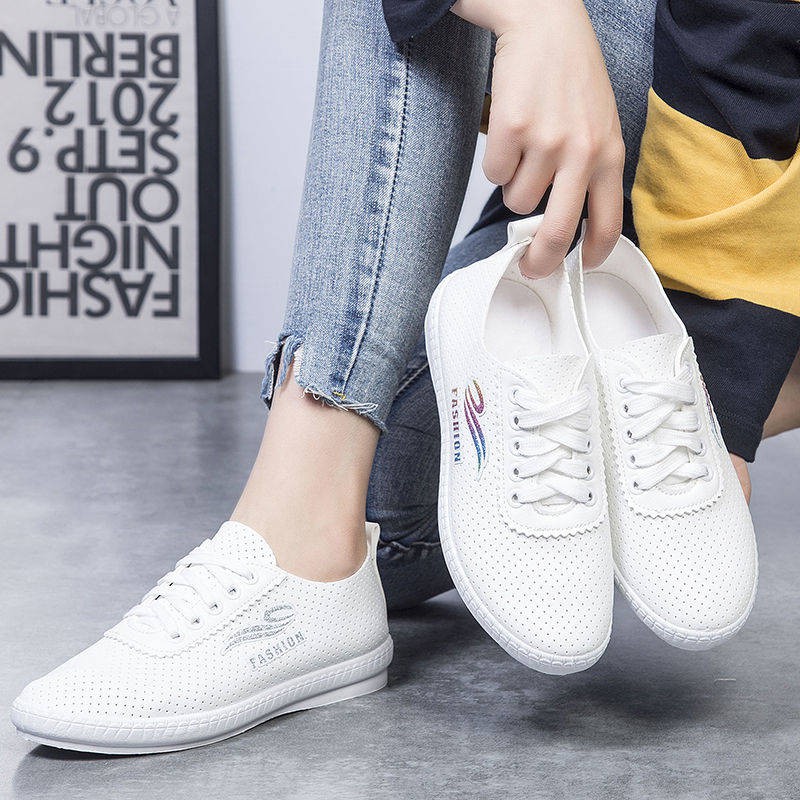 Phiên bản tiếng Hàn của giày nhỏ màu trắng nữ sinh viên phẳng giày thể thao thông thường y tá giày công sở giày thoáng k