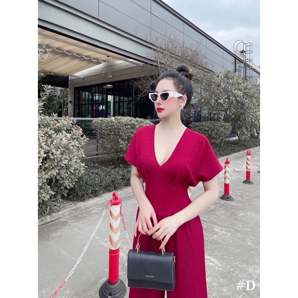 Jum sóng nhăn cổ V