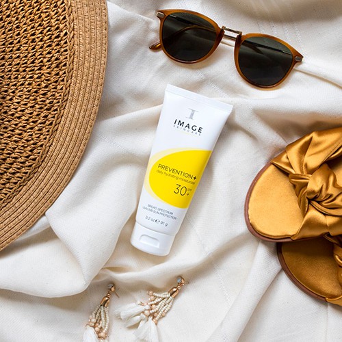 Kem chống nắng dành cho da khô Image Prevention Daily Hydrating Moisturizer SPF 30+ (91g)